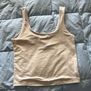 Vuori Halo Essential Tank in Milkweed Heather Size M